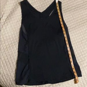 Lululemon tank size 8